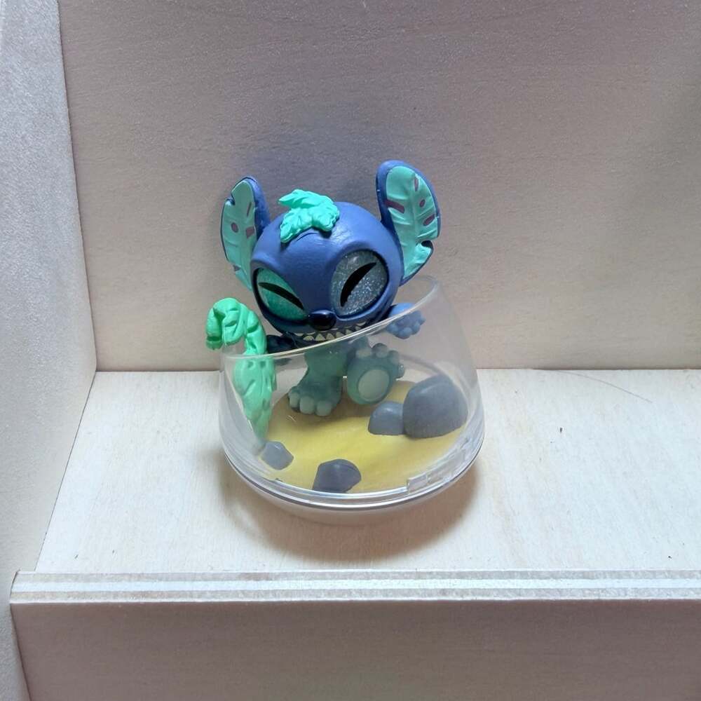 Disney Doorables Stitch In Full Bloom Figurine